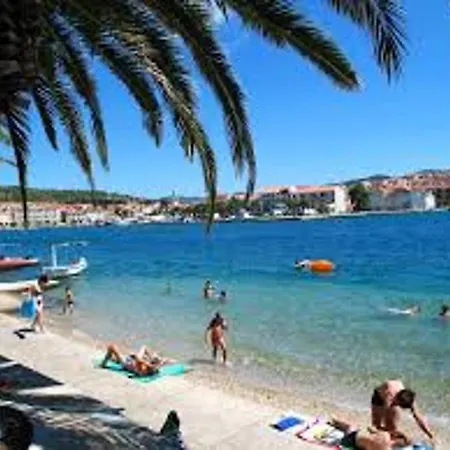 Apartman Charming Unique For 4 Vela Luka